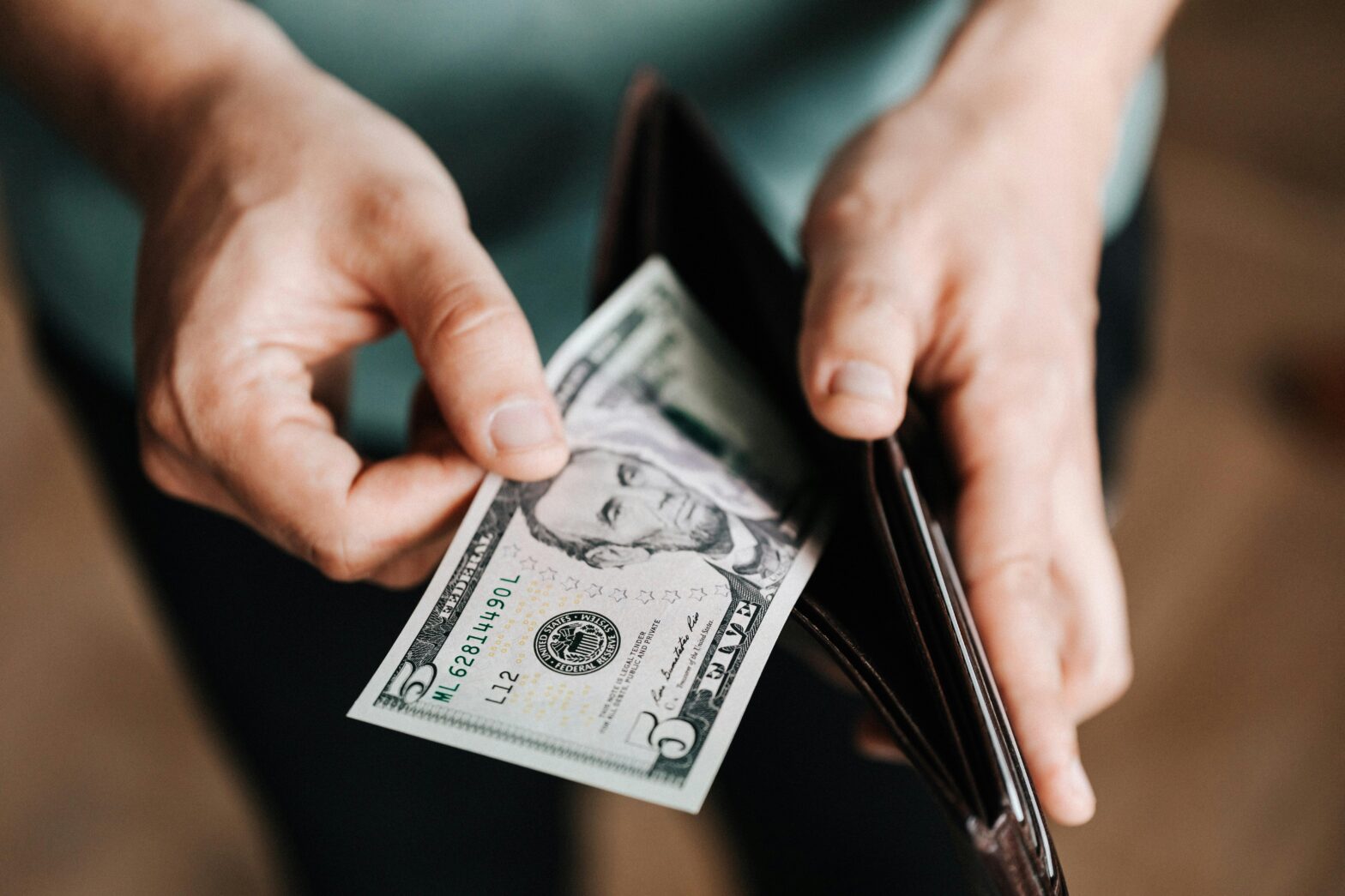 Money Exchangers Near Me – are you making the most of 2025?
